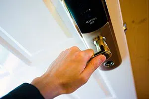 Jacksonville Lock And Doors Jacksonville, FL 904-531-3128 - 5a-lock-opening